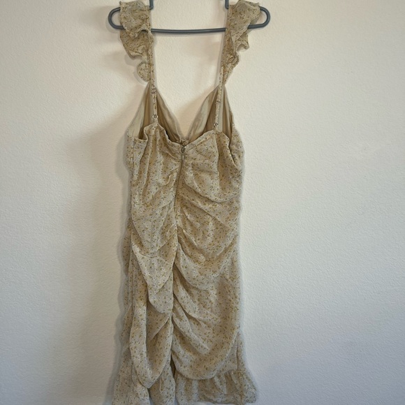 Papaya Women’s Ruched Floral Dress Size Small - Picture 4 of 10